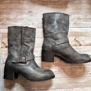 Unleashed gray moto boots
